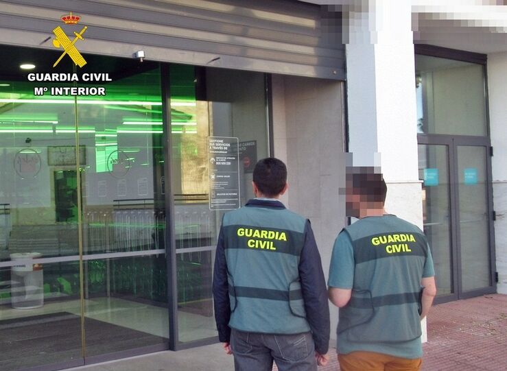 Tres detenidos por hurtar a ancianos en supermercados de Extremadura y otras CCAA