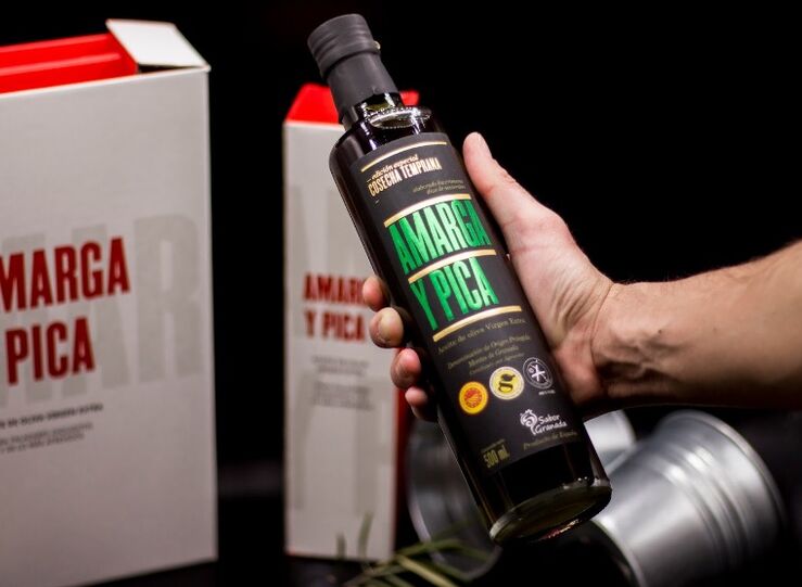 El aceite de oliva virgen extra es un manjar lquido que mejora la salud