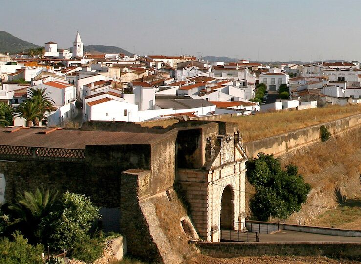 Ayuntamiento de Olivenza reclama a la Junta una deuda superior a 16 millones de euros