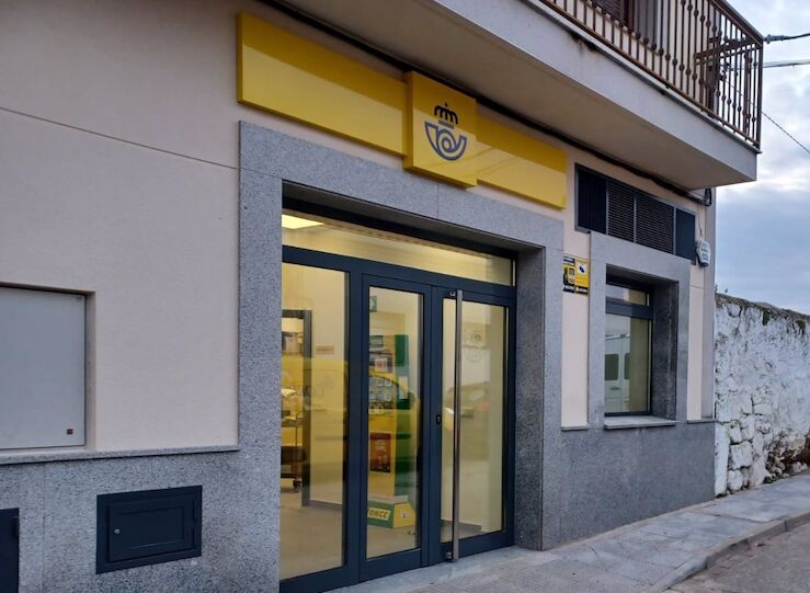 CCOO acusa a Correos de improvisar en la regularizacin de migrantes 