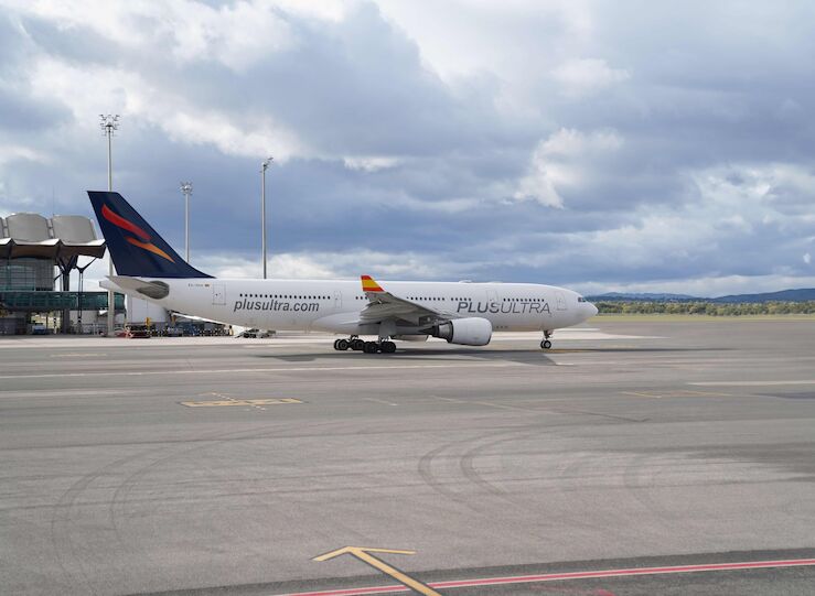 Plus Ultra Lneas Areas refuerza su presencia en Fitur 2025