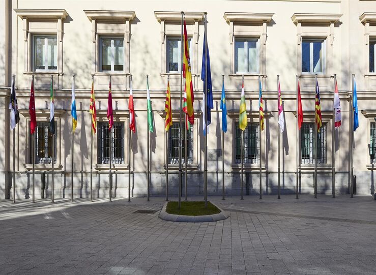 Vox presentar un candidato al Senado en Badajoz Cceres y otras 12 provincias