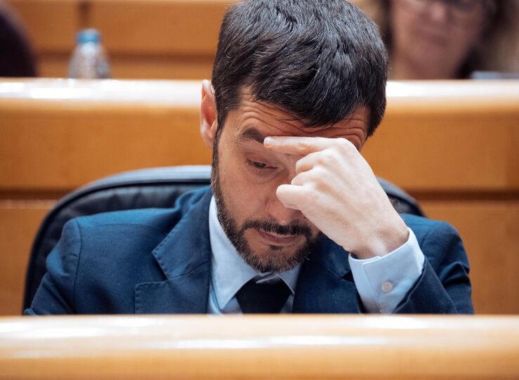 Bustinduy critica que PP pase por debajo del futboln al ceder en sus pactos autonmicos