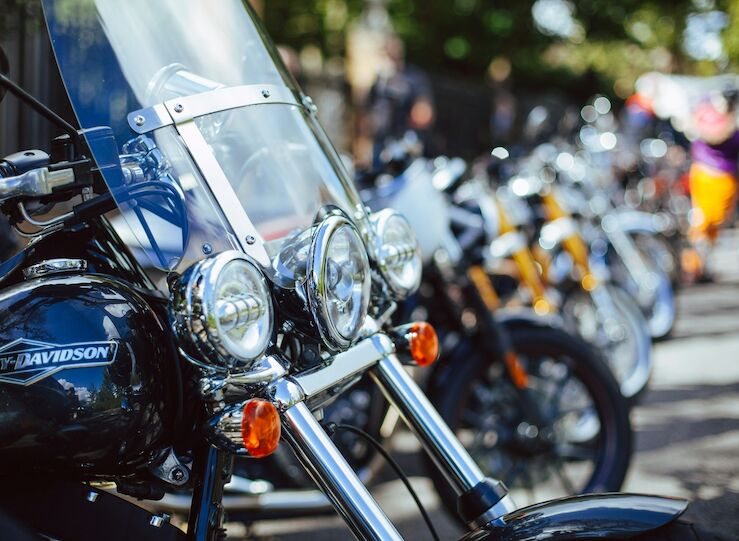 La aseguradora mejor valorada por los motoristas en 2025 no es la que imaginas