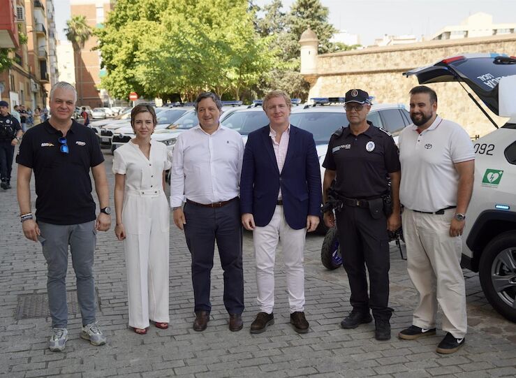 La Polica Local de Badajoz incorpora once vehculos entre coches motos y furgonetas