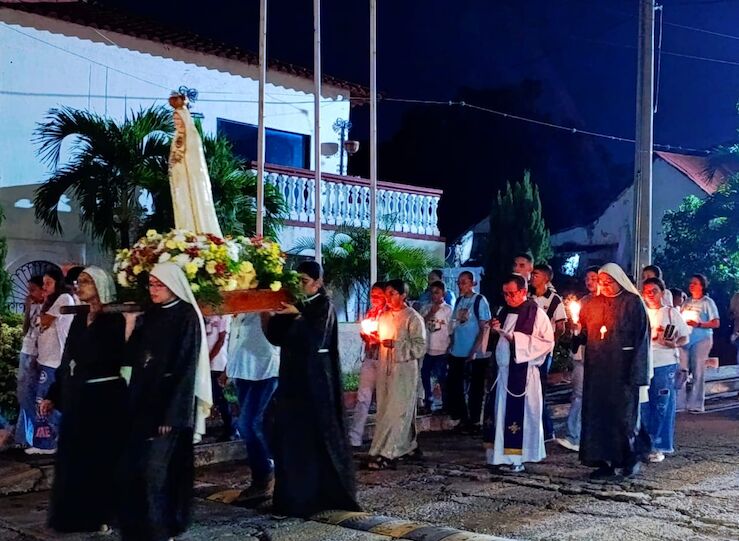 Peregrinos de la Eucarista una vocacin nacida del altar
