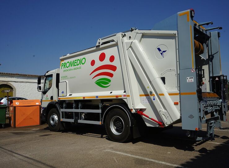 Ocho localidades de las Vegas Altas cuentan con un nuevo camin recolector de residuos