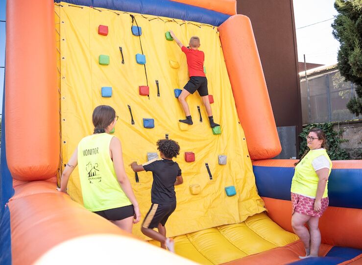 Ayuntamienta Mrida destaca alta demanda de sus actividades para nios y jvenes en verano