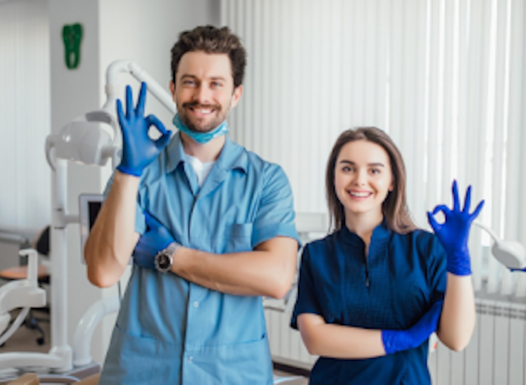 Dentistas y los cuidados que fortalecen la salud bucodental