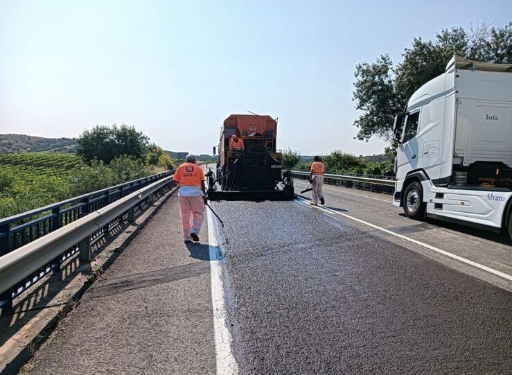 Junta contratar repintado de marcas viales en la red de carreteras autonmicas por 3M