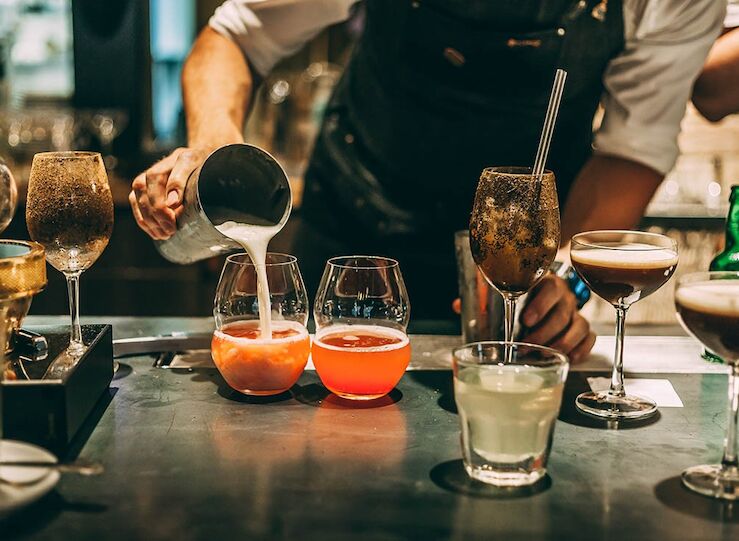 The Doctor Cocktail el santuario de la coctelera que no te puedes perder en Salamanca