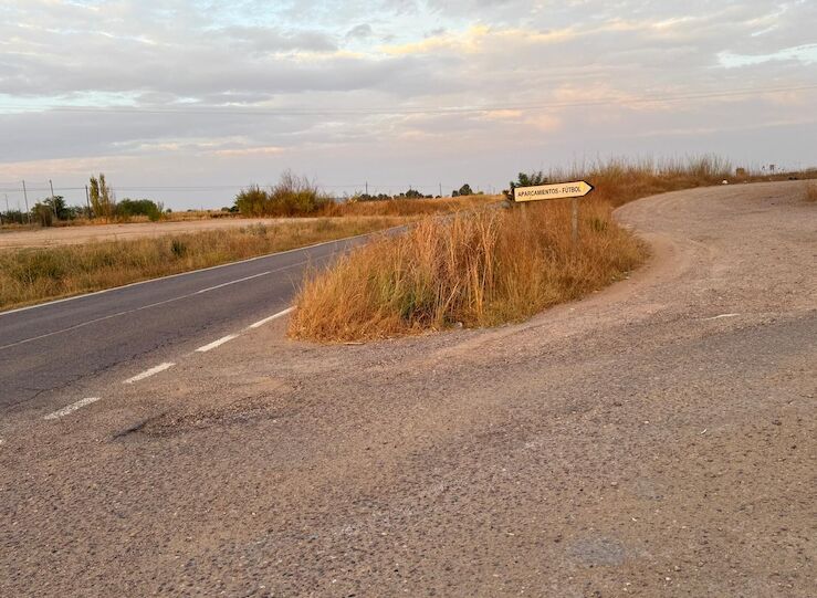 PSOEBadajoz urge a Junta mejorar accesos al campo de ftbol y el cementerio de Gvora 