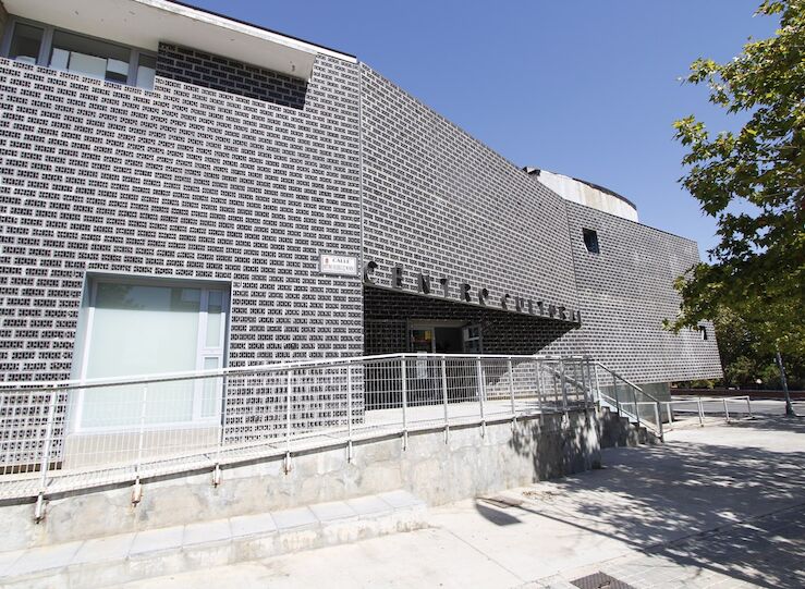 Mejora de eficiencia energtica de la Casa de Cultura Nueva Ciudad licitada por 82000