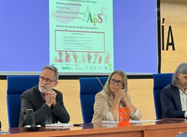En Badajoz ms de 150 personas participan en Jornadas Regionales de AprendizajeServicio