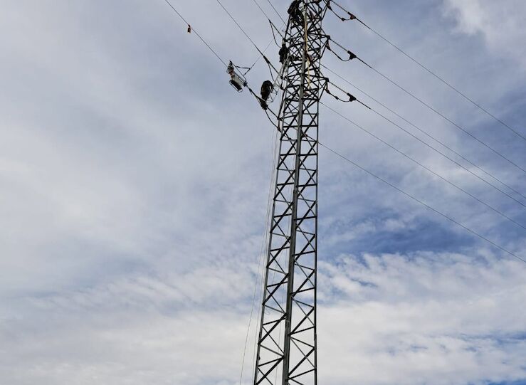 Endesa invierte 12M en plan de refuerzo de calidad de suministro en pedanas de Badajoz