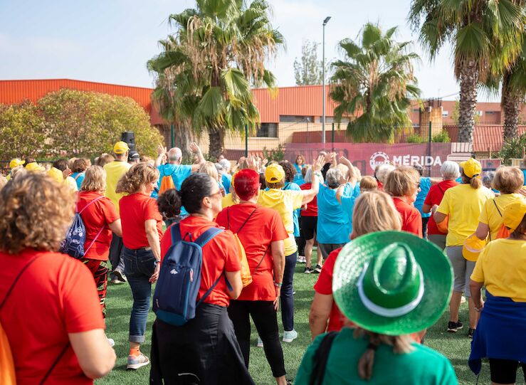 Ms de 300 personas participan en las I Olimpiadas de Mayores en Mrida