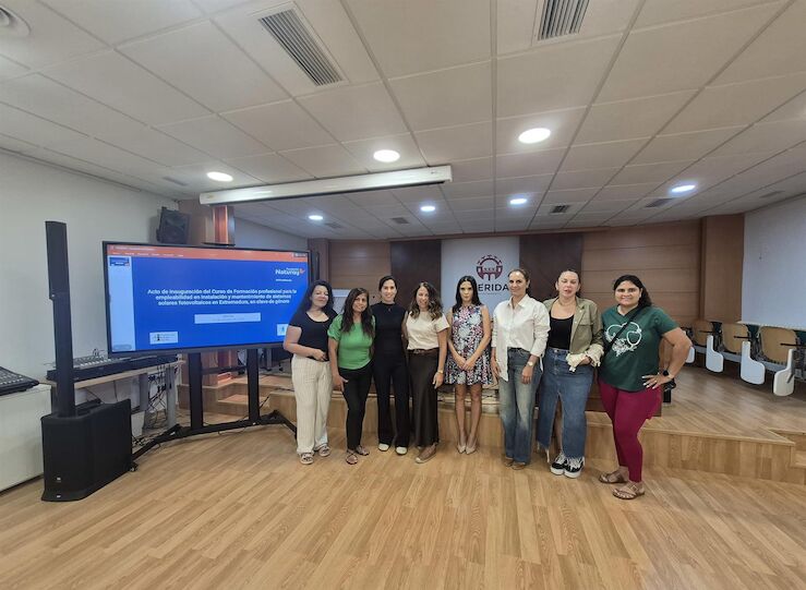 Naturgy promueve curso para favorecer el acceso de desempleadas al sector fotovoltaico
