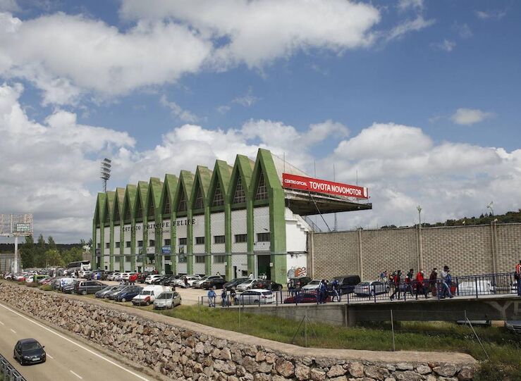 Vox urge al Gobierno de Cceres a que mejore los accesos al estadio Prncipe Felipe