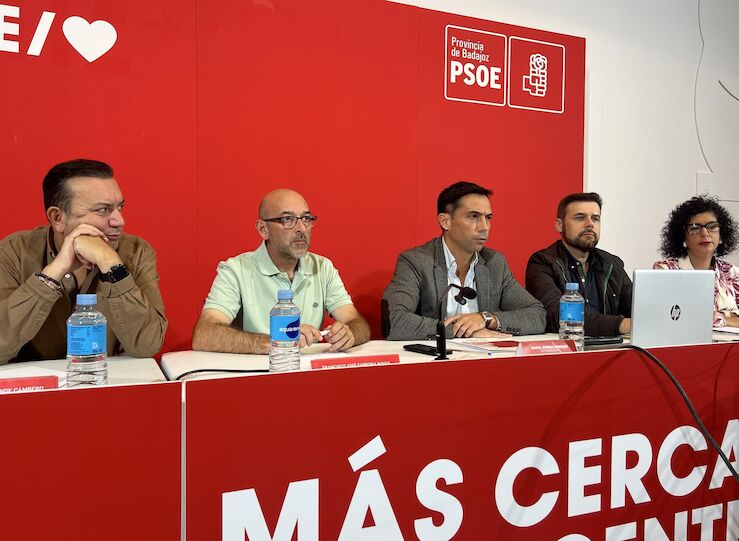 Ejecutiva PSOE Provincial Badajoz respalda por unanimidad a Gallardo como candidato