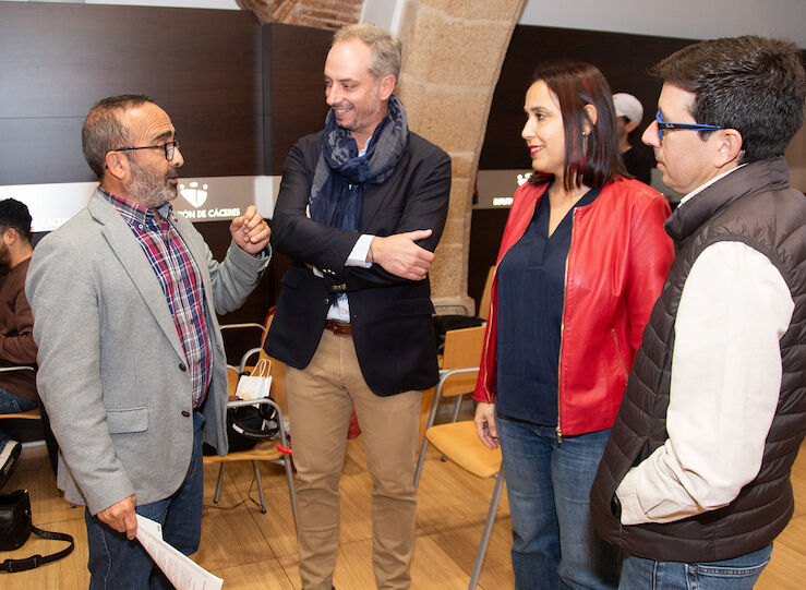 Diputacin y Fedexcaza impulsan una Red Comarcal de Atencin al Cazador con tres oficinas