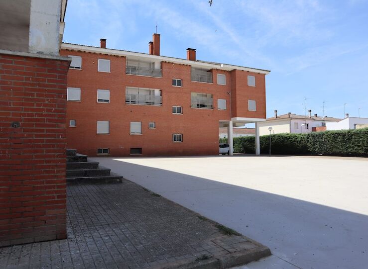 Diputacin licita por 220000 conservacin cuarteles Guarea Castilblanco y Alburquerque