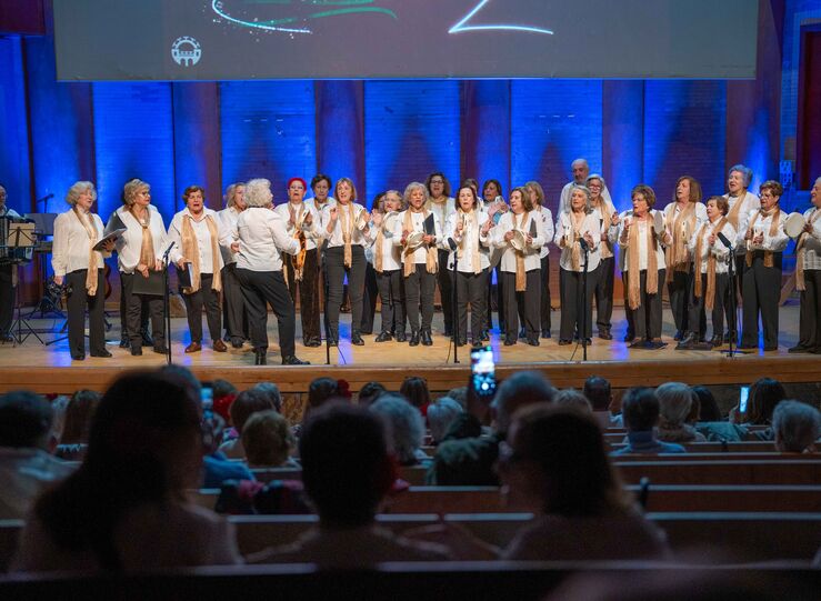 El Coro de Mayores de la Zona Sur de Mrida ofrece recitales de Navidad 