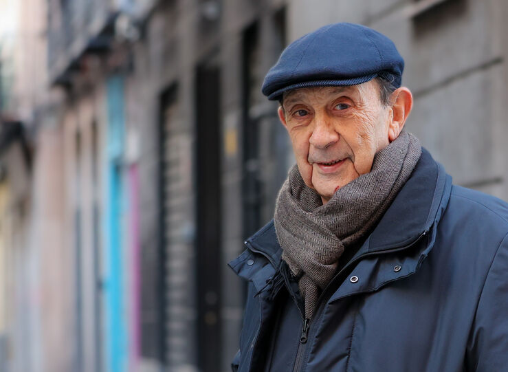 Pepe Ribas presenta su ltimo libro sobre la contracultura en Mrida