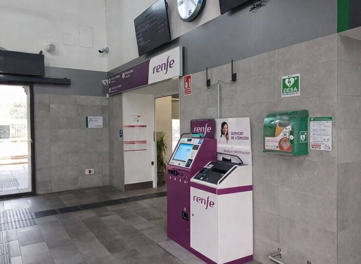 Renfe instala mquinas de atencin en estaciones de Cceres Plasencia Mrida y Badajoz