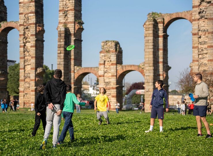 Ms de un millar de alumnos participan en Mrida en las III Jornadas Intercentros Unesco