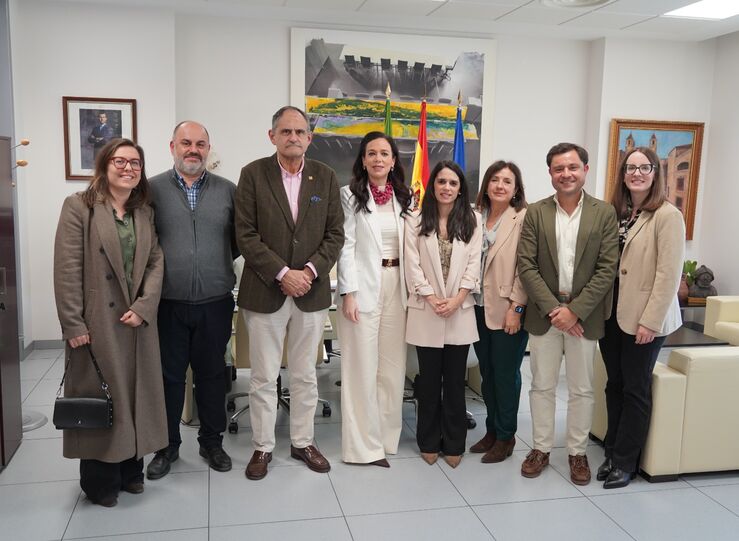 Junta reafirma la prioridad de la Oferta de Empleo Pblico de especialistas en curso