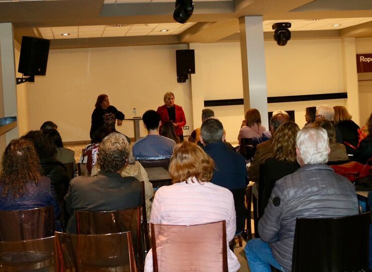 Vega afea falta de avances polticos y a la derecha ni le importa ni le duele Extremadura