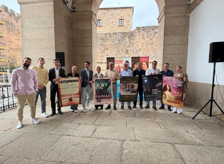 Raphael La Flamenca Pablo Lpez Vanesa Martn y Rosario estarn en Monumental Cceres