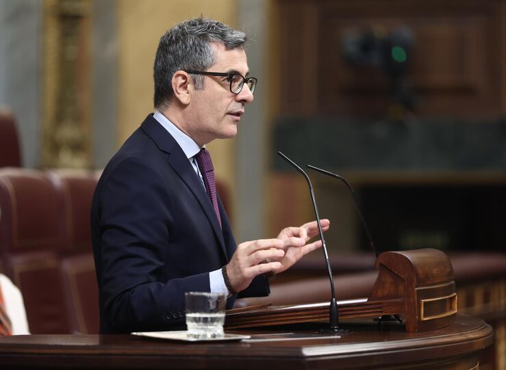 Bolaos acusa al PP de revolcarse en la xenofobia con el pacto con Vox en Extremadura 