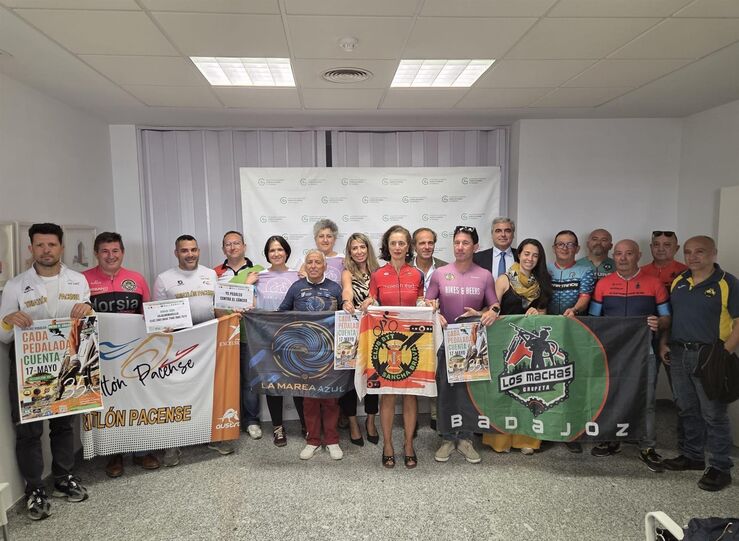 I Ruta Solidaria Badajoz Pedalea Contra el Cncer reunir a varios centenares ciclistas