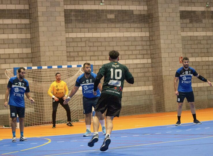 Ciudad de Villafranca encauza el ttulo en la 2 Nacional Masculina extremea de balonmano