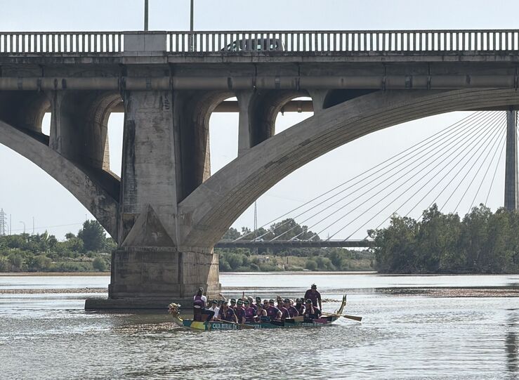 Convenio Caja Rural y Club Piragismo Extremadura para desarrollar actividades deportivas