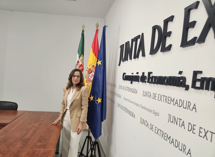 Junta Extremadura lidera bajada de paro en ltimo ao y es la 2 donde ms crece empleo