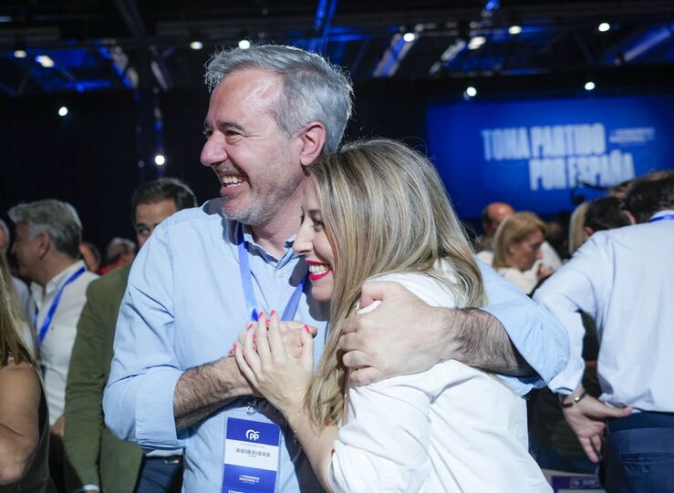 Guardiola felicita a Azcn por su investidura como presidente de Aragn