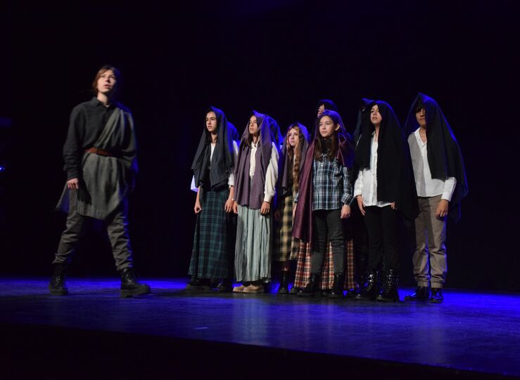 Ms de 1000 alumnos en el Festival de Teatro Con Letras de Oro del IES Emrita Augusta