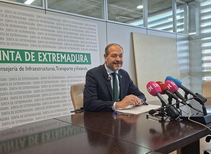 Junta agotar todas vas institucionales contra castigos del Gobierno a Extremadura