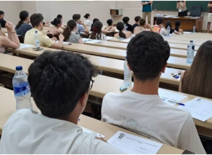 Ms de 1200 estudiantes inician exmenes PAU extraordinaria en seis sedes de Extremadura