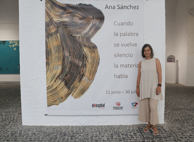 El Hospital Centro Vivo de Badajoz ofrece una exposicin de Ana Snchez 