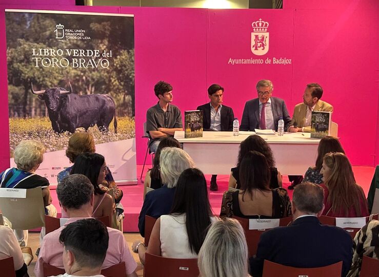 Criadores Toro de Lidia reivindican la contribucin de astados bravos al medio ambiente