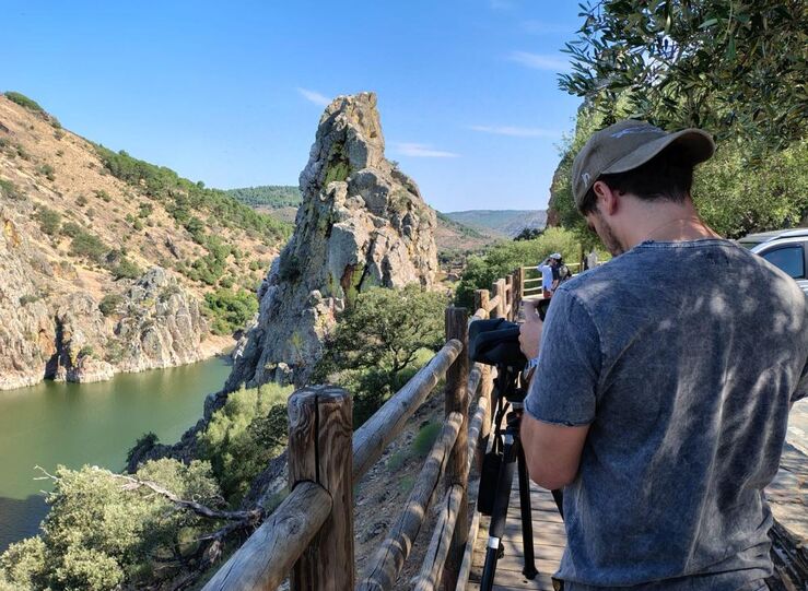 Extremadura difunde sus atractivos tursticos con el creador argentino de Juani Noticias
