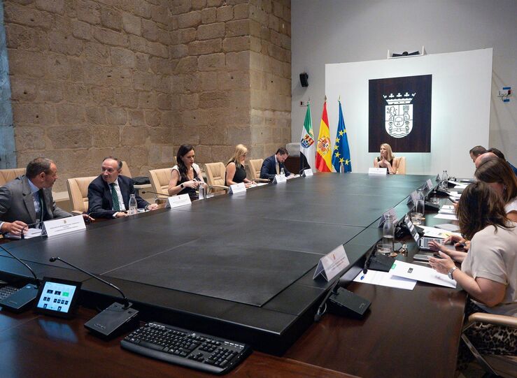 Junta urge a Snchez dar explicaciones tras condena a balos por actuaciones muy graves