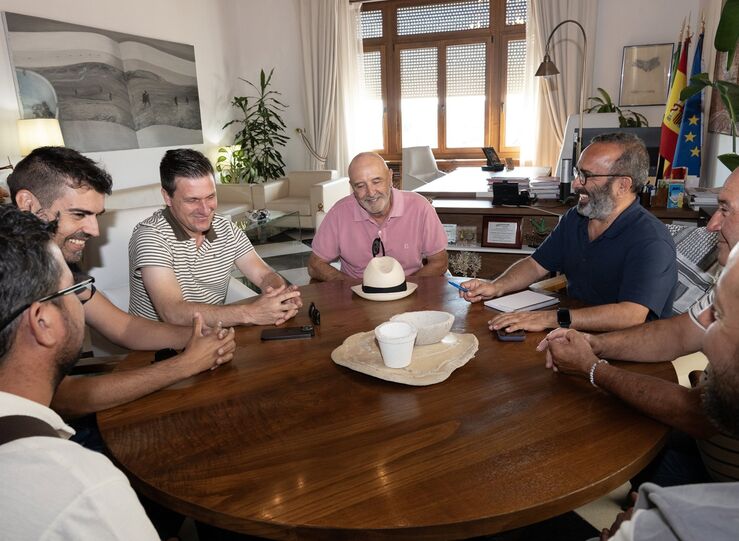 Diputacin Cceres apoya al olivar tradicional para garantizar el futuro de la Manzanilla 