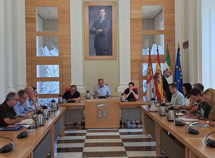 Consorcio Cceres Ciudad Histrica aprueba soterramiento cables en Plaza de Santa Mara