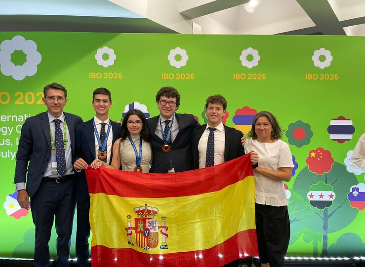 Extremadura firma destacada actuacin en Olimpiada Internacional de Biologa en Lituania