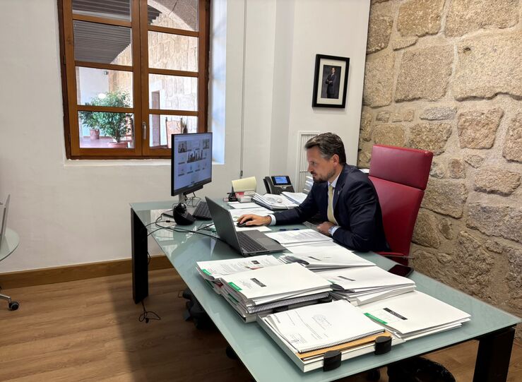 Un tribunal nico examinar a 40 nuevos policas locales de 23 municipios de Extremadura