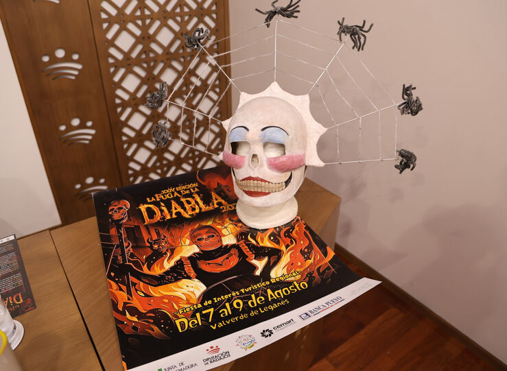 Lucha pica entre la luz y las tinieblas en Valverde de Legans con La Fuga de la Diabla